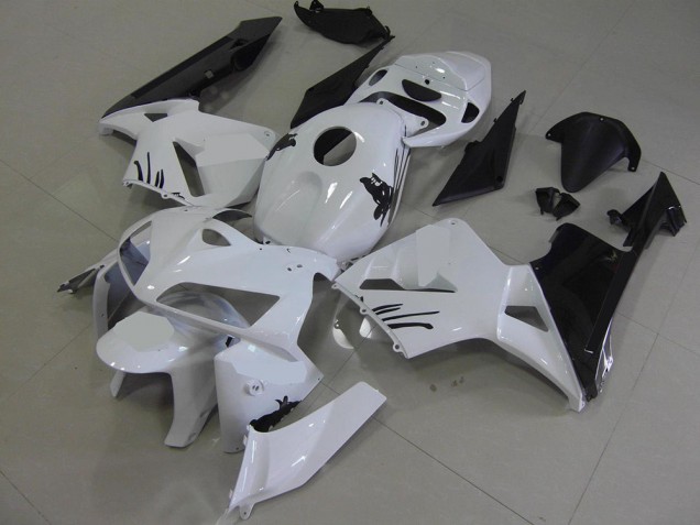 2005-2006 White with Special Decals Honda CBR600RR Motorcylce Fairings UK Factory